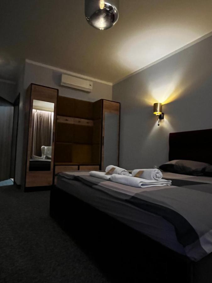 Cosy Apartments Deluxe Krakow Luaran gambar
